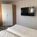 Apartment Moderne Umgeben Von Weinbergen
